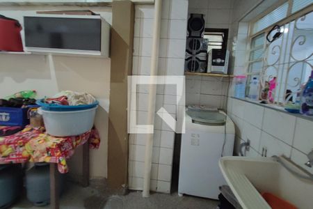 Casa à venda com 240m², 4 quartos e 3 vagasÁrea de Serviço