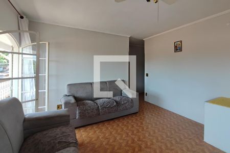Casa à venda com 240m², 4 quartos e 3 vagasSala de Estar