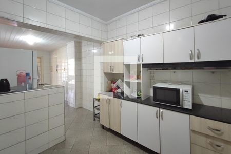 Casa à venda com 240m², 4 quartos e 3 vagasCozinha
