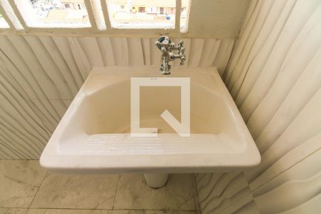 Apartamento para alugar com 73m², 2 quartos e 1 vaga Apartamento para alugar com 73m², 2 quartos e 1 vagaÁrea de serviço