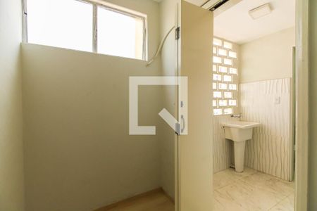 Apartamento para alugar com 73m², 2 quartos e 1 vaga Apartamento para alugar com 73m², 2 quartos e 1 vagaQuarto de serviço