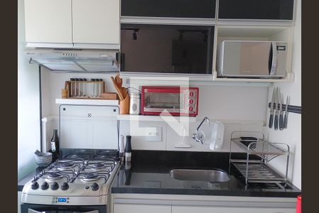 Cozinha de apartamento à venda com 2 quartos, 45m² em Santo Amaro, São Paulo