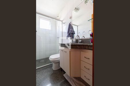 Apartamento à venda com 200m², 3 quartos e 3 vagasBanheiro social 1