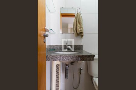 Apartamento à venda com 200m², 3 quartos e 3 vagasCobertura - Banheiro social 2