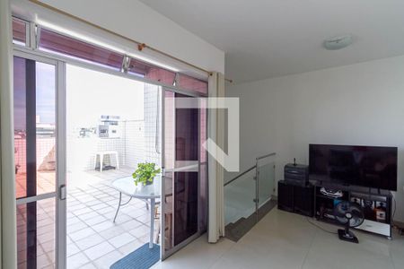 Apartamento à venda com 200m², 3 quartos e 3 vagasCobertura - Sala 2