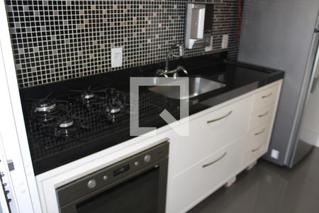 Cozinha de apartamento à venda com 2 quartos, 65m² em Santo Amaro, São Paulo