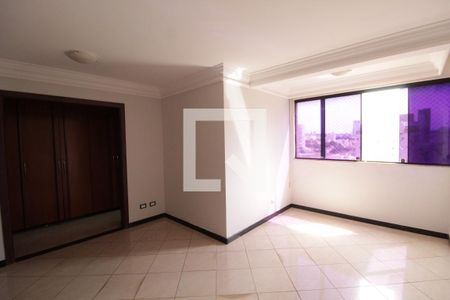 Sala de apartamento para alugar com 3 quartos, 240m² em Saraiva, Uberlândia