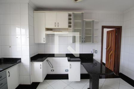 Apartamento para alugar com 240m², 3 quartos e 3 vagasCozinha 