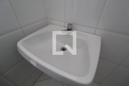 Apartamento para alugar com 240m², 3 quartos e 3 vagasBanheiro de serviço 