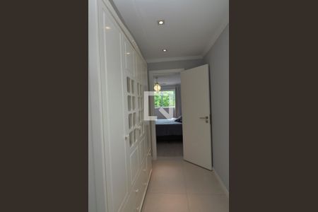 Casa de condomínio à venda com 484m², 6 quartos e 4 vagasCloset da suíte 3