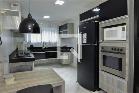 Casa de condomínio à venda com 484m², 6 quartos e 4 vagasCozinha