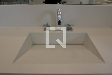 Casa de condomínio à venda com 484m², 6 quartos e 4 vagasBanheiro da suíte 3