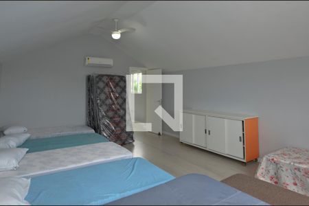 Casa de condomínio à venda com 484m², 6 quartos e 4 vagasSótão