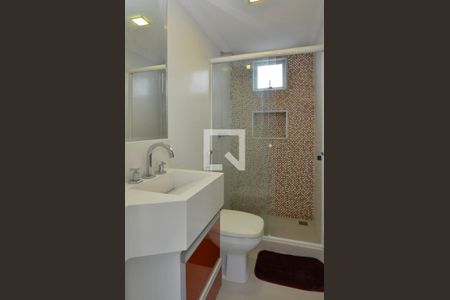 Casa de condomínio à venda com 484m², 6 quartos e 4 vagasBanheiro