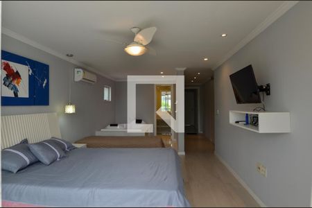 Casa de condomínio à venda com 484m², 6 quartos e 4 vagasSuite 2