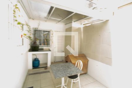 Casa à venda com 370m², 3 quartos e 5 vagasQuintal