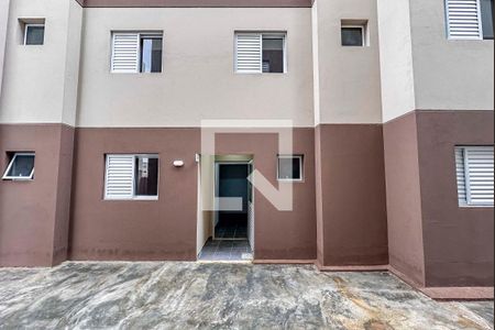 Apartamento para alugar com 50m², 2 quartos e 1 vaga Apartamento para alugar com 50m², 2 quartos e 1 vagaFachada do bloco
