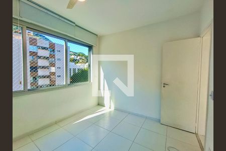 Quarto 1 de apartamento à venda com 3 quartos, 100m² em Jardim Botanico , Rio de Janeiro