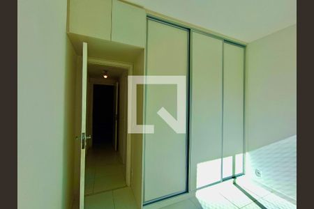 Apartamento à venda com 100m², 3 quartos e 1 vaga Apartamento à venda com 100m², 3 quartos e 1 vagaQuarto 2