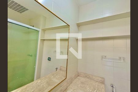 Apartamento à venda com 100m², 3 quartos e 1 vaga Apartamento à venda com 100m², 3 quartos e 1 vagaSuíte banheiro