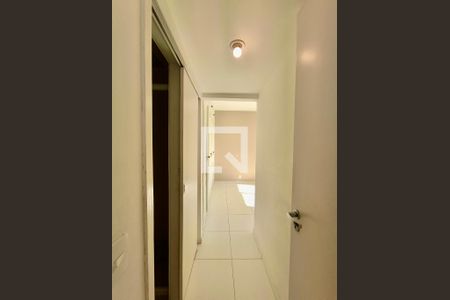 Apartamento à venda com 100m², 3 quartos e 1 vaga Apartamento à venda com 100m², 3 quartos e 1 vagaSuíte