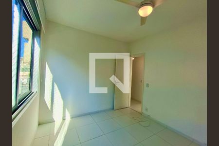 Quarto 1 de apartamento à venda com 3 quartos, 100m² em Jardim Botanico , Rio de Janeiro