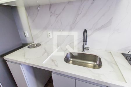 Apartamento à venda com 76m², 2 quartos e 2 vagasDetalhe da cozinha