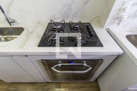 Apartamento à venda com 76m², 2 quartos e 2 vagasDetalhe da cozinha