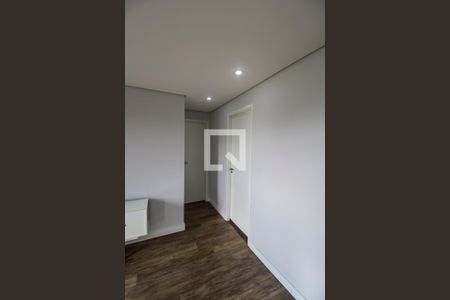 Apartamento à venda com 76m², 2 quartos e 2 vagasCorredor