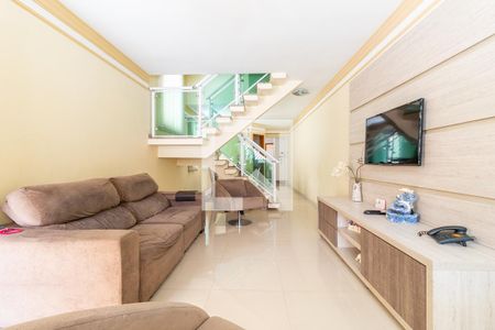 Sala de casa à venda com 3 quartos, 153m² em Jardim Santa Clara, Guarulhos