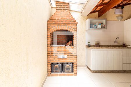 Casa à venda com 153m², 3 quartos e 2 vagas Casa à venda com 153m², 3 quartos e 2 vagasChurrasqueira