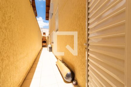 Casa à venda com 153m², 3 quartos e 2 vagas Casa à venda com 153m², 3 quartos e 2 vagasCorredor