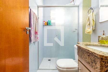 Casa à venda com 153m², 3 quartos e 2 vagas Casa à venda com 153m², 3 quartos e 2 vagasBanheiro