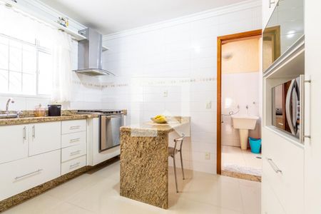 Casa à venda com 153m², 3 quartos e 2 vagas Casa à venda com 153m², 3 quartos e 2 vagasCozinha