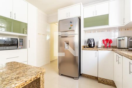 Casa à venda com 153m², 3 quartos e 2 vagas Casa à venda com 153m², 3 quartos e 2 vagasCozinha