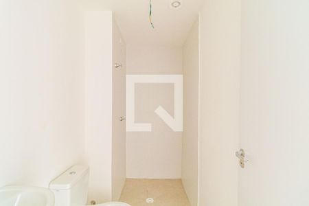 Apartamento para alugar com 39m², 2 quartos e sem vaga Apartamento para alugar com 39m², 2 quartos e sem vagaBanheiro