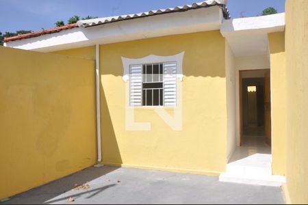 Casa para alugar com 39m², 1 quarto e sem vaga Casa para alugar com 39m², 1 quarto e sem vagaÁrea Externa
