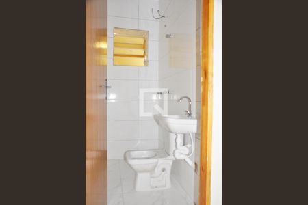 Casa para alugar com 39m², 1 quarto e sem vaga Casa para alugar com 39m², 1 quarto e sem vagaBanheiro