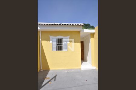 Casa para alugar com 39m², 1 quarto e sem vaga Casa para alugar com 39m², 1 quarto e sem vagaÁrea Externa