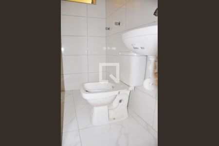 Casa para alugar com 39m², 1 quarto e sem vaga Casa para alugar com 39m², 1 quarto e sem vagaBanheiro