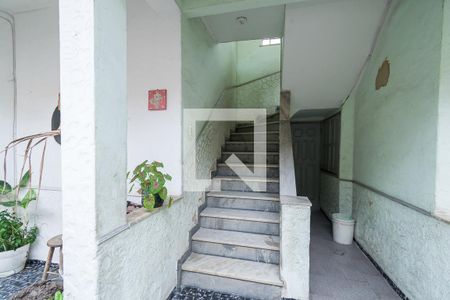 Apartamento para alugar com 55m², 2 quartos e sem vagaÁrea comum - Escadas