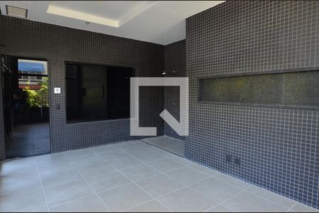 Hall de apartamento para alugar com 2 quartos, 70m² em Recreio dos Bandeirantes, Rio de Janeiro