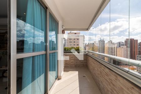 Varanda de apartamento à venda com 4 quartos, 180m² em Moema, São Paulo
