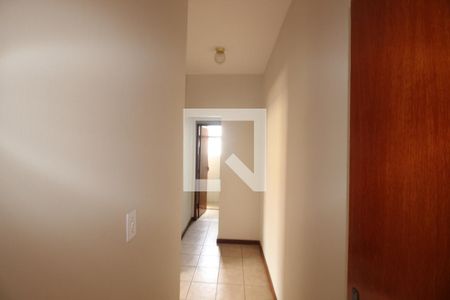 Corredor de apartamento à venda com 2 quartos, 60m² em Castelo, Belo Horizonte