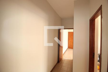 Corredor de apartamento à venda com 2 quartos, 60m² em Castelo, Belo Horizonte