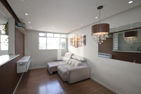 Sala   de apartamento para alugar com 2 quartos, 58m² em Jardim Ponte Rasa, São Paulo