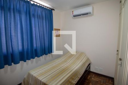 Quarto 1 de apartamento à venda com 2 quartos, 80m² em Ipanema, Rio de Janeiro