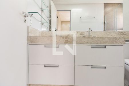 Apartamento para alugar com 125m², 3 quartos e 3 vagasBanheiro Suíte 1