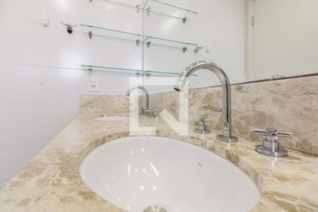 Apartamento para alugar com 125m², 3 quartos e 3 vagasBanheiro Suíte 1