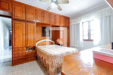 Suíte de casa à venda com 3 quartos, 180m² em Parque Edu Chaves, São Paulo